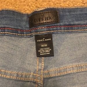 Men's Light Wash Jeans